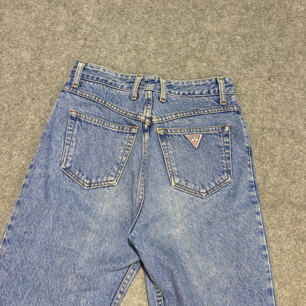 Vintage Guess Jeans High Waisted Tapered Leg Light Wash Ankle Zip Denim Size 29